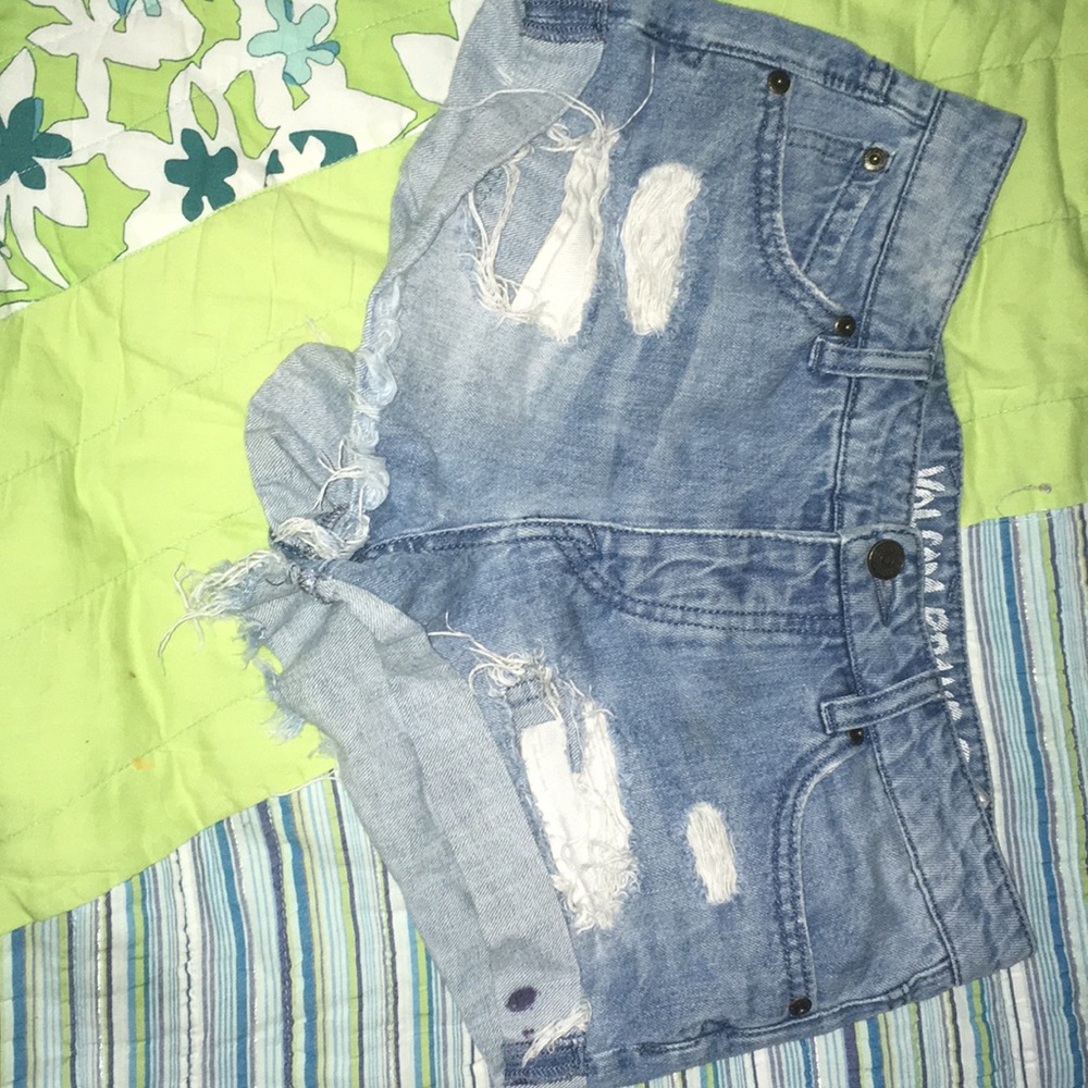 Volcom shorts